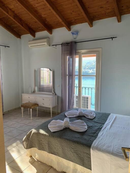 Evdilos' Balcony Holiday home